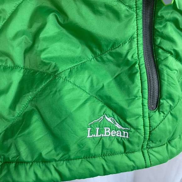 LL Bean Green Lightweight Primaloft Insulation Quilted Vest, XL - Picture 4 of 11